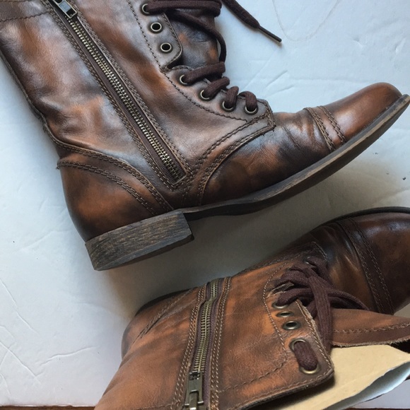 🌿Steve Madden combat boots - Picture 5 of 7